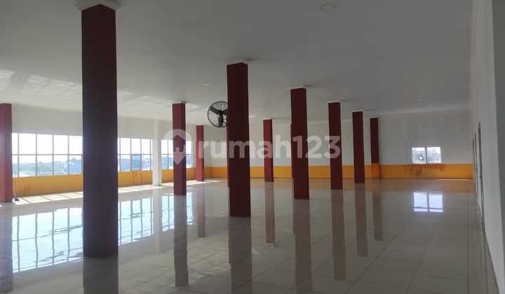 4 SHOPHOUSES IN SUNTER, VERY STRATEGIC, FULL CERAMIC FLOORS, WITH A GOODS LIFT.