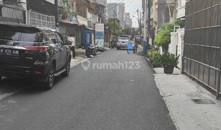 di Sewa Rumah 2 Lantai di Pademangan 2 65 Juta Per Tahun Cocok Untuk Bisnis Online Dan Lainnya  2