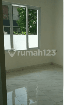 Rumah di Metland Puri Jakarta Barat 1 Lantai 1