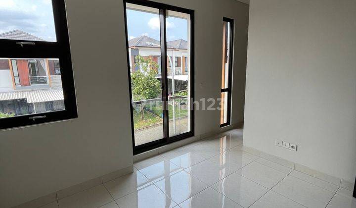 Rumah Standart 2 Lt Dekat Tol Dekal Stasiun Bsd City 2