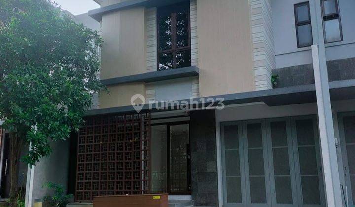 Rumah Rapih Bagus Eminent Bsd Lokasi Strategis 1