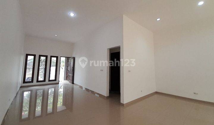 Rumah 1 Lt Di Area Pancoran Jakarta Selatan 2