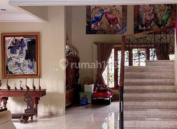 Rumah 2 lantai di perumahan Bukit Cinere Indah dengan lingkungan asri 2