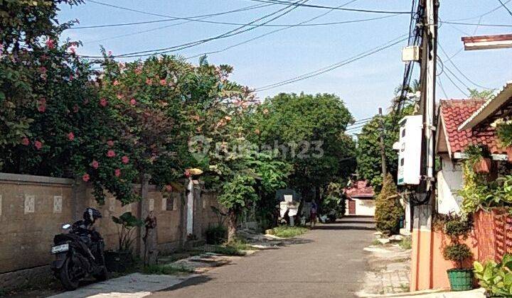 Rumah 2 Lantai Dalam Komplek Kp.dukuh Kramat Jati Jakarta Timur Dekat Tol Jagorawi 2