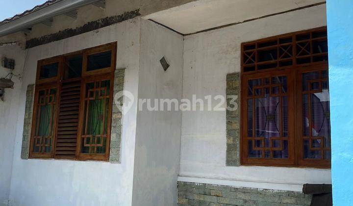 House in a Complex in Pamulang Near Health Facilities 2