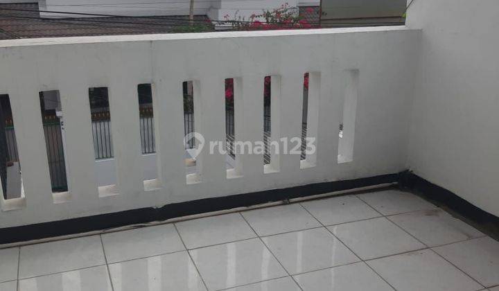 Rumah 2 Lt Siap Huni Cipete Jakarta Selatan 1