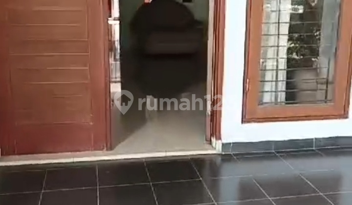 1.5-Story House for Sale Below NJOP Value in a Complex Near University in Pancoran Area 2