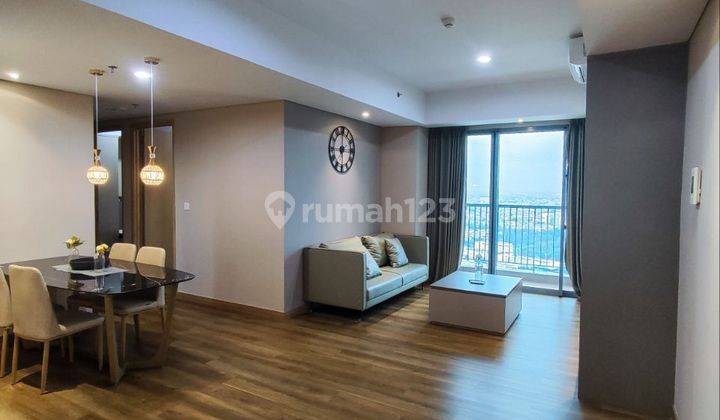 Disewakan Apartemen Holland Village 3 Kamar Tidur Sudah Renovasi Furnished 1