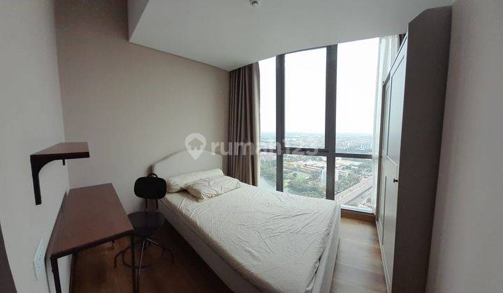 Disewakan Apartemen Holland Village 4 Kamar Tidur Furnished Sudah Renovasi 2