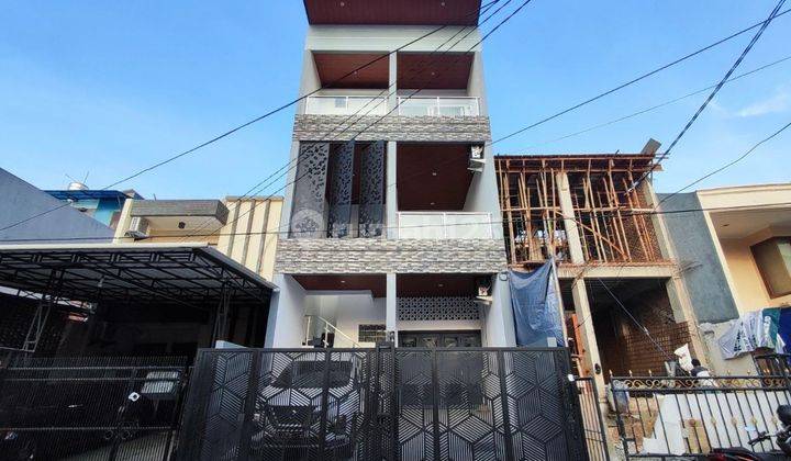 Dijual Rumah Istimewa PUSPA GADING KELAPA GADING