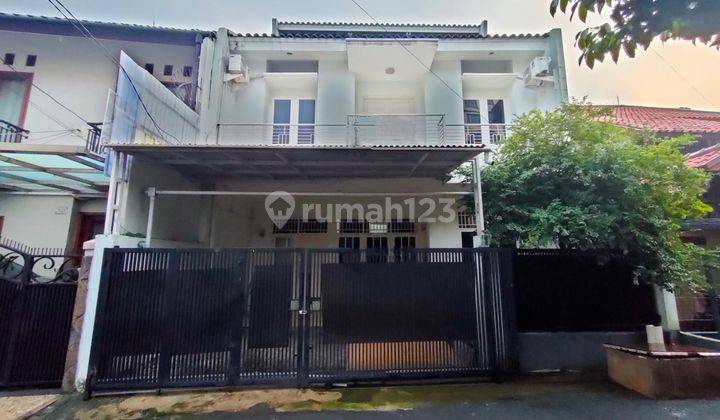 Rumah 2 Lantai di Sewakan SHM Ragunan Jakarta Selatan 1