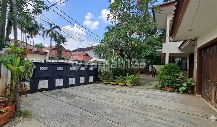 Di Sewakan Rumah Bagus dan Lingkungan Yg Nyaman Strategis di Cilandak