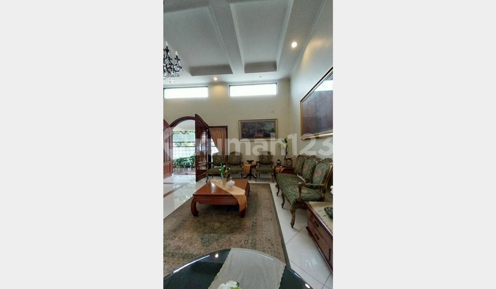 Rumah di jual di pinggir jalan raya SHM Pejaten Jakarta Selatan Rumah di jual di pinggir jalan raya SHM Pejaten Jakarta Selatan