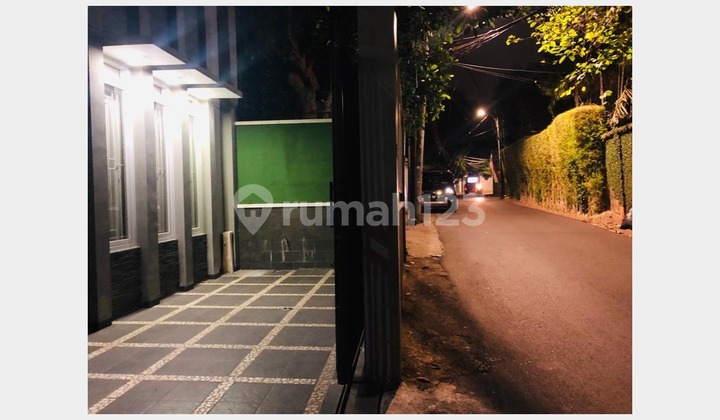 Di Sewakan Rumah 2Lantai bisa untuk Kantor,Kemang Jakartaselatan. Di Sewakan Rumah 2Lantai bisa untuk Kantor,Kemang Jakartaselatan.