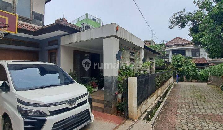 Dijual Rumah Semi Furnished Lokasi Strategis Di Jakarta Selatan 1