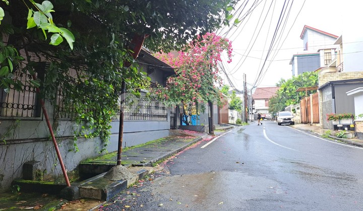 DIJUAL RUMAH MURAH HITUNG TANAH SAJA DI TOMANG, JAKARTA BARAT