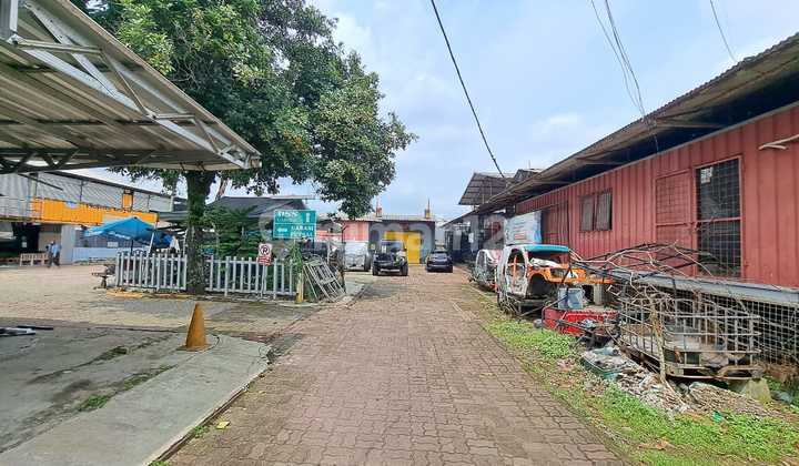 LAND FOR SALE PRIME LOCATION BY MAIN ROAD IN CIPUTAT, SOUTH TANGERANG