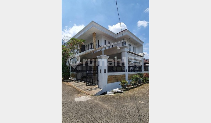 Rumah Hook 2 Lantai Siap Huni di Pamulang Tangerang Selatan Rumah Hook 2 Lantai Siap Huni di Pamulang Tangerang Selatan