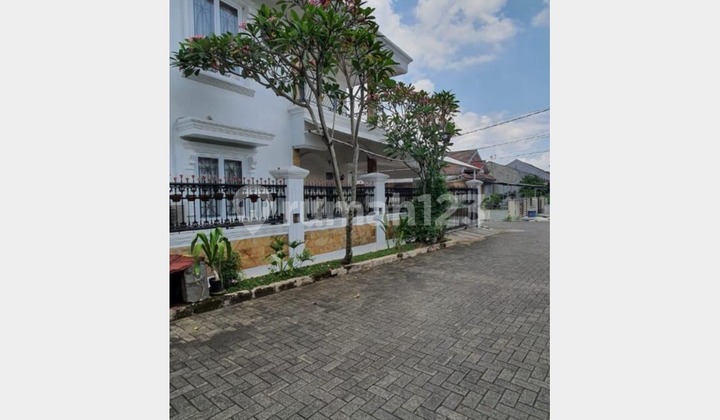 2-Story Hook House Ready to Occupied in Pamulang, South Tangerang 2