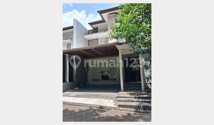 Rumah 2 Lantai Siap Huni ,Di Serenia Hills Jakarta Selatan