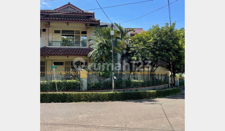 Rumah Bagus 2 Lantai , SHM Siap Huni di Bintaro , Jakarta Selatan