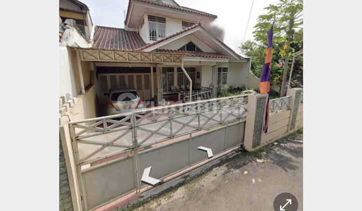 Rumah 1 Lantai Dengan 4 Kamar Tidur di Cirendeu Tangerang Selatan