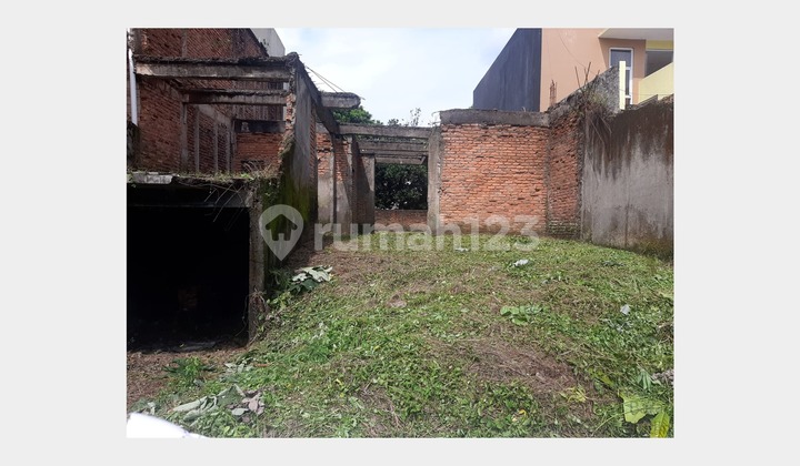 Land Plot with 5 Rooms in Bogor Nirwana Residence