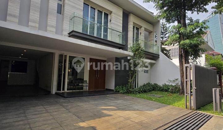 For Sale, House in Mega Kuningan