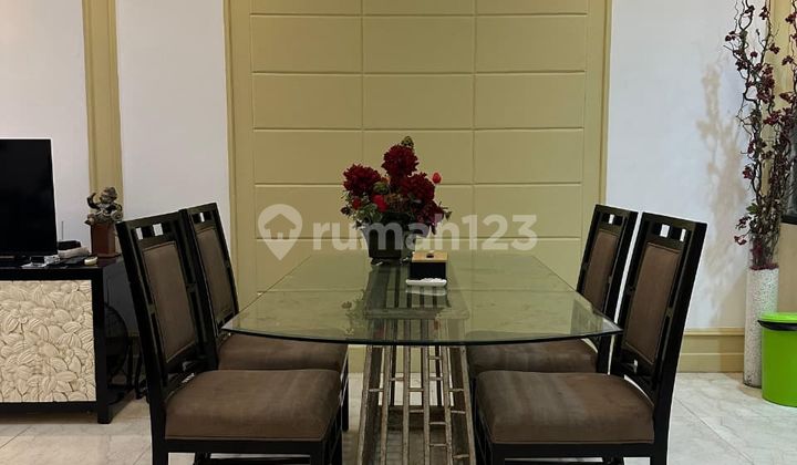 For Sale & Rent, Rumah di Patal Senayan 2