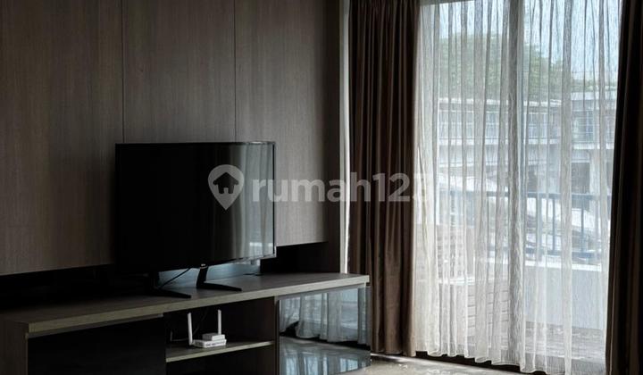 For Rent, Park Royale Apartment 2