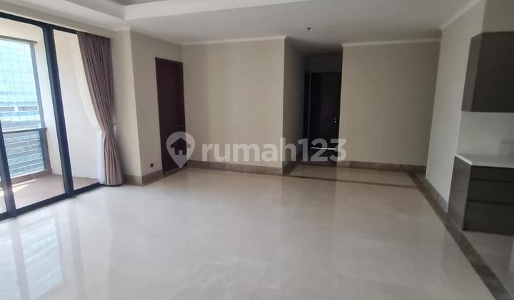 For Sale, District 8 For Sale, District 8