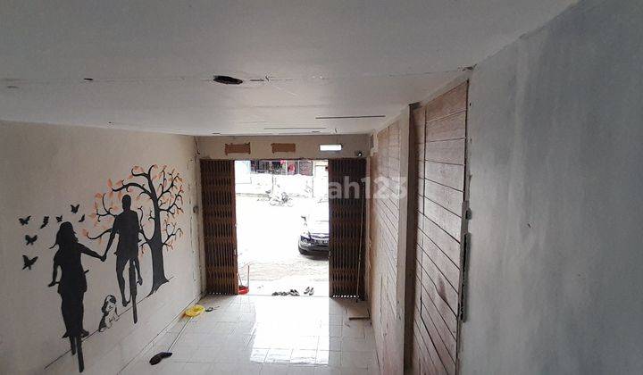 Disewakan Ruko Gandeng LT 330 m Bagus SHM di Jl raya bukit cinere 2