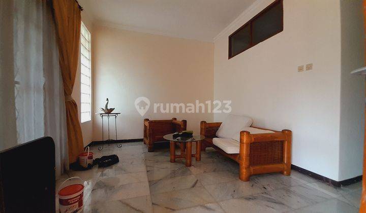 Dijual Rumah siap huni Bagus Utara SHM di Komplek Cinere estate 2