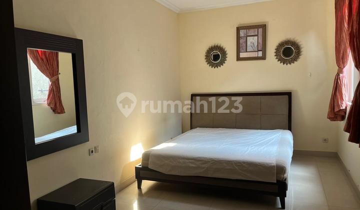 Ready-to-Occupy House in Pondok Indah Ready-to-Occupy House in Pondok Indah