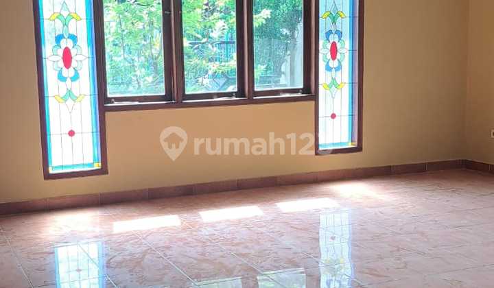 For Rent Nice 2-Storey House Inside Complex in Cinere Depok
