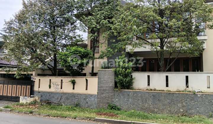 Rumah 2.5Lantai Posisi Hook Hak Milik Dalam Komplek Cinere Depok