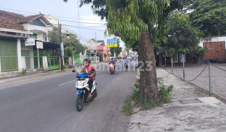 For Sale: Shop House in Sidokarto, Godean, Sleman, DIY 2