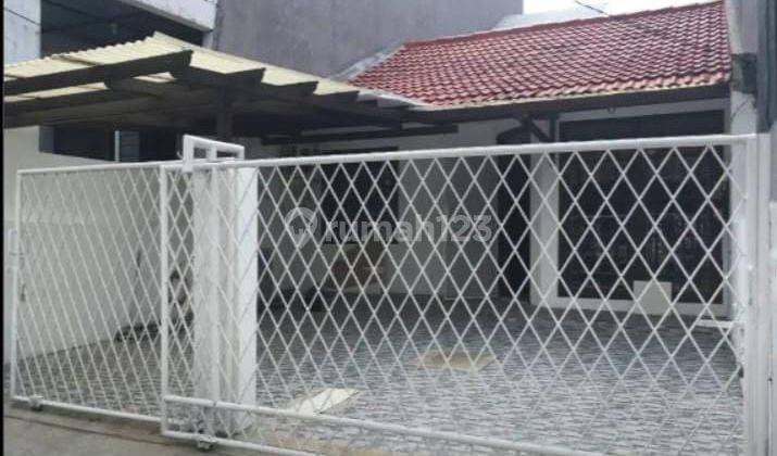 Rumah Unfurnished di Pegangsaan Indah, Jakarta Utara 1