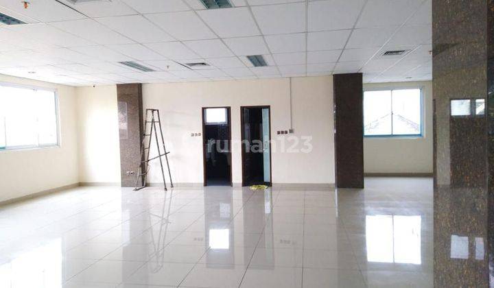 Dijual Gedung Kantor Di Daerah Strategis 2