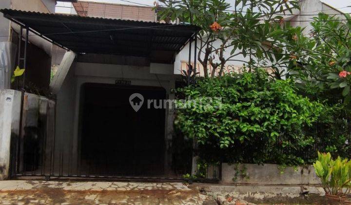 Rumah Tua Hitung Tanah Lokasi Bagus Taman Alfa Indah 2