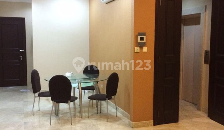 For Rent Apartemen Bellezza Permata Hijau 2Br Private Lift Close To Senayan City Binus Stasiun Kereta Api Palmerah / Halte Busway 2