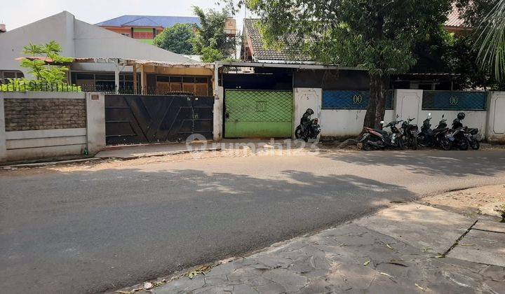 Rumah Lama Hitung Tanah di Petukangan Utara, Jaksel 2