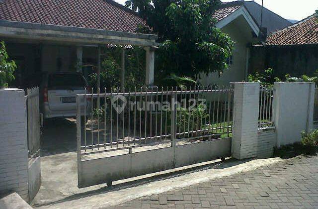 Rumah Lama Hitung Tanah di Pancoran 2