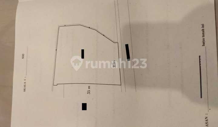 Comfortable House by the Side of Jagakarsa Road, South Jakarta. 2