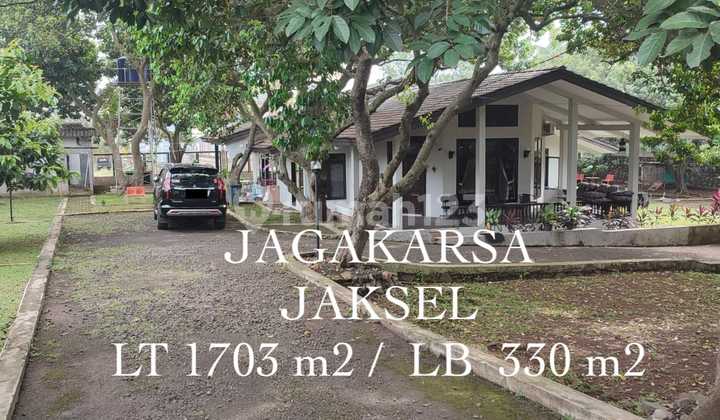 Rumah Nyaman Dipinggir Jalan Jagakarsa Jaksel.