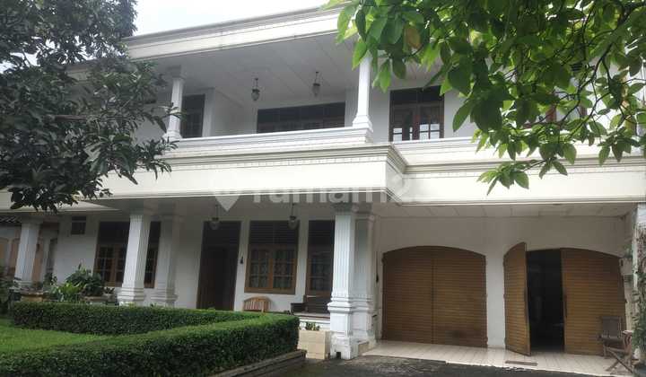Can be KPR, House, 2 Floors, SHM, Near City Park, Flood-Free