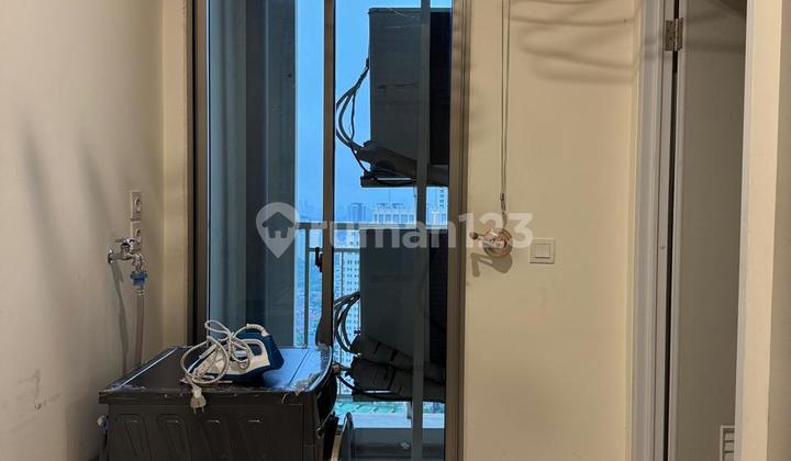 Can be financed with a mortgage, Apartment, Strata title, Near Transjakarta access, Ready to occupy 2