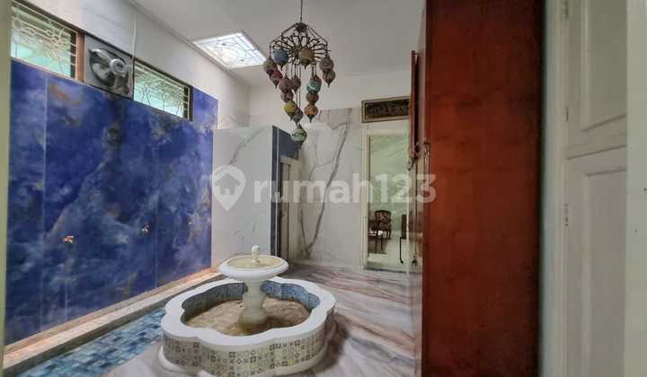 Rumah Bagus Unfurnished SHM Menteng, Jakarta Pusat
