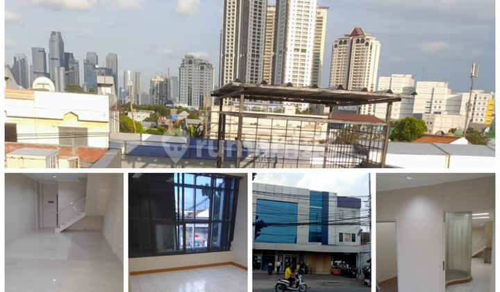 Nice Shop House 300 m2 Freehold Title, Kebayoran Lama, South Jakarta Nice Shop House 300 m2 Freehold Title, Kebayoran Lama, South Jakarta