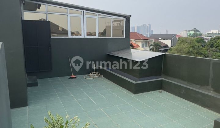 Bebas Banjir, Kost, 3 Lantai, SHM, Full Furnished Bebas Banjir, Kost, 3 Lantai, SHM, Full Furnished